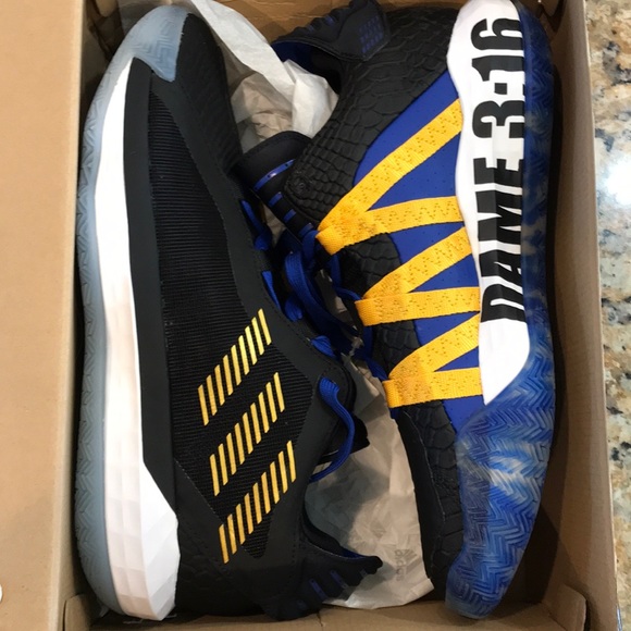 dame stone cold shoes